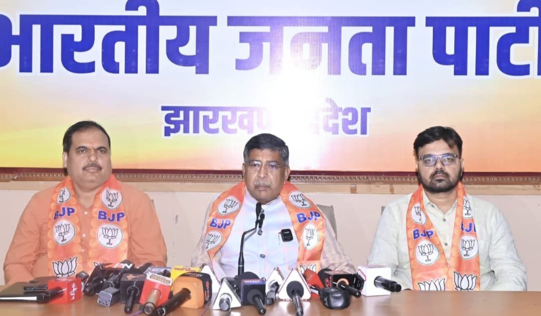 बीती रात चाईबासा में हुए लाठीचार्ज पर भाजपा हुई आक्रामक