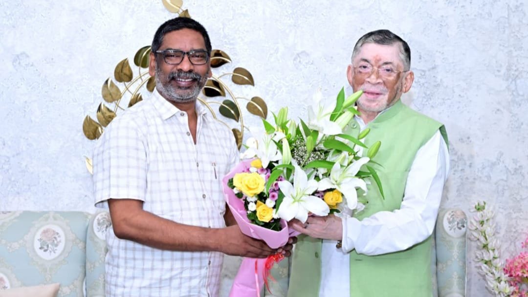 राज्यपाल ने मुख्यमंत्री हेमन्त सोरेन से मुलाकात की