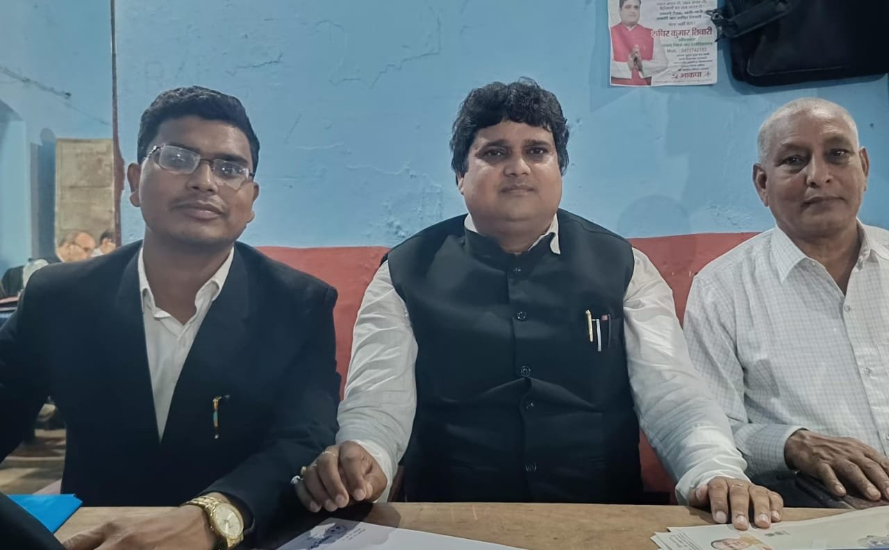 भ्रष्टाचार में लिप्त सदर अंचलाधिकारी व एलआरडीसी की संपत्ति की जांच हो : भाकपा