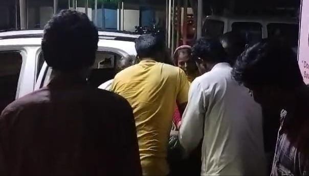 भदानीनगर चिकोर में सड़क दुघर्टना में एक महिला गंभीर रूप से घायल