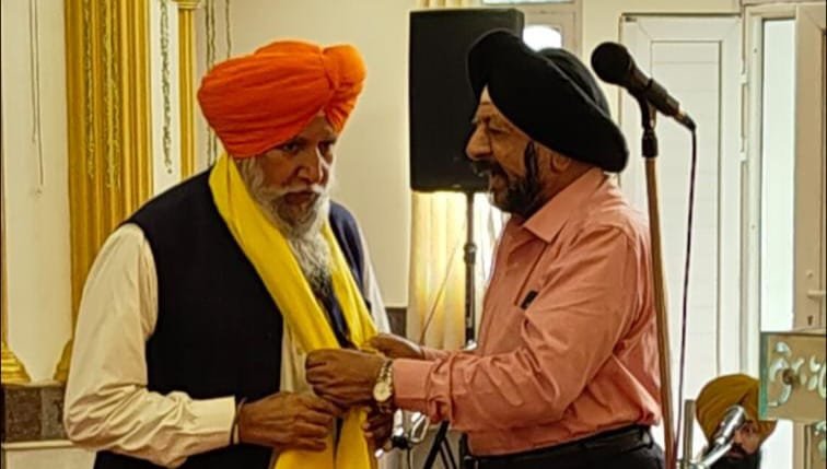 तखत श्री हरिमंदिर जी पटना साहिब के महासचिव इन्दरजीत सिंह का रामगढ़ गुरुद्वारा साहिब में सम्मान