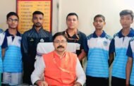 राष्ट्रीय बैडमिंटन टूर्नामेंट में भाग लेने के लिए विद्यालय की टीम रवाना