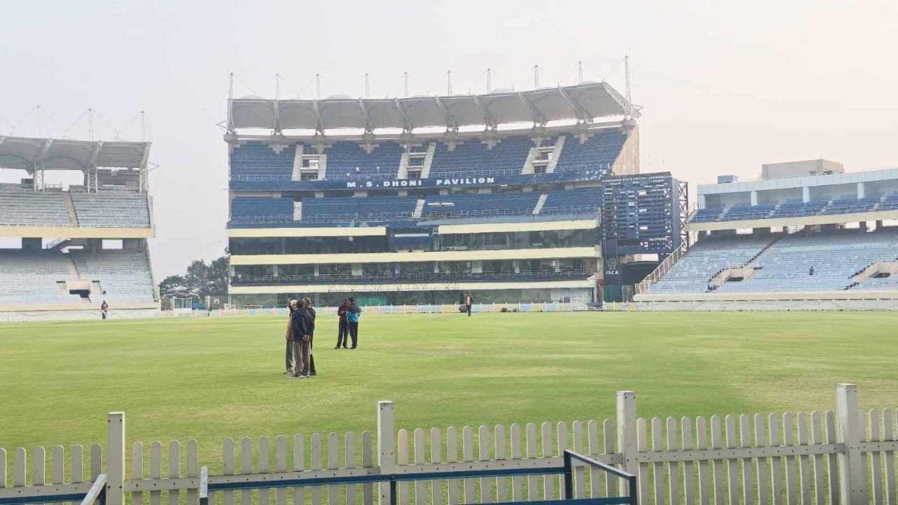 भारत और दक्षिण अफ्रीका के बीच 30 नवंबर को होने वाले वनडे मैच की तैयारी जोरों पर