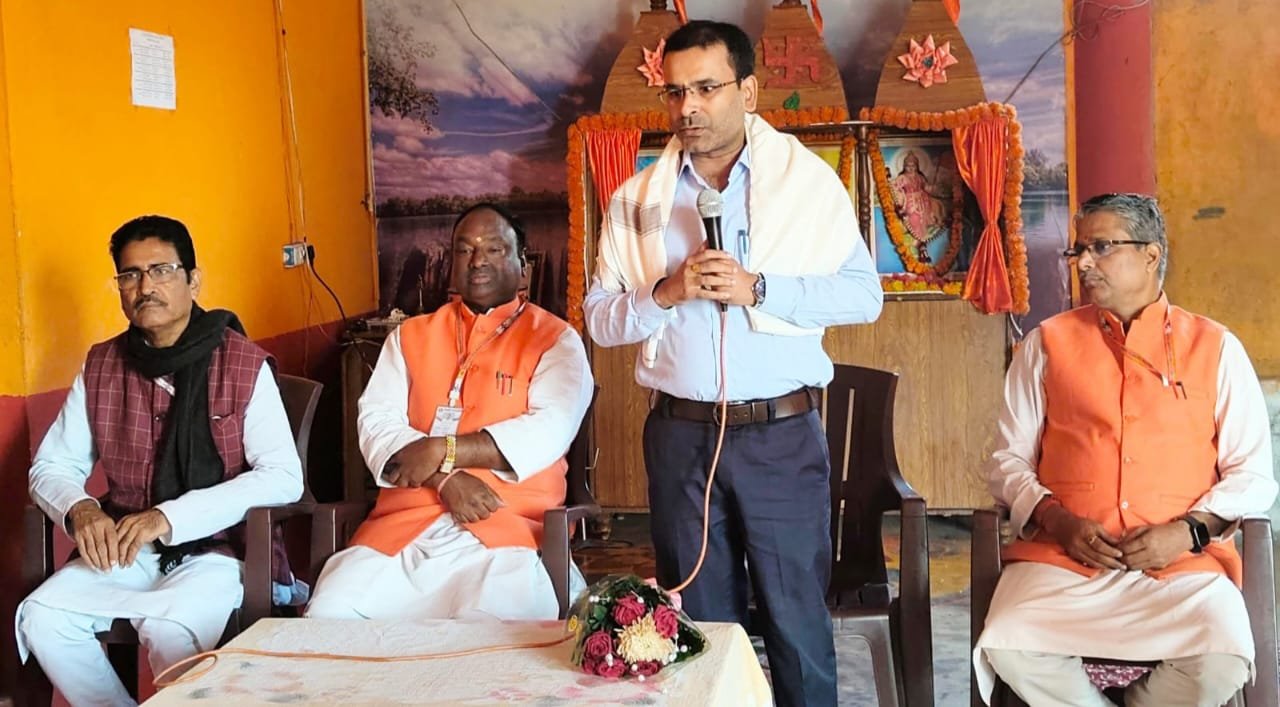 अनुशासित दिनचर्या ही स्वस्थ जीवन की कुंजी:डॉ विवेक रंजन