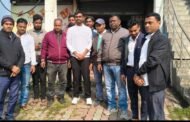 रांची से डुमरी लौटने के क्रम में गोला के कार्यकर्ताओं से मिले टाइगर जयराम महतो