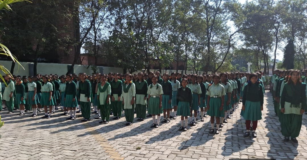 जिले भर के सभी विद्यालयों व संस्थानों में गाया गया 