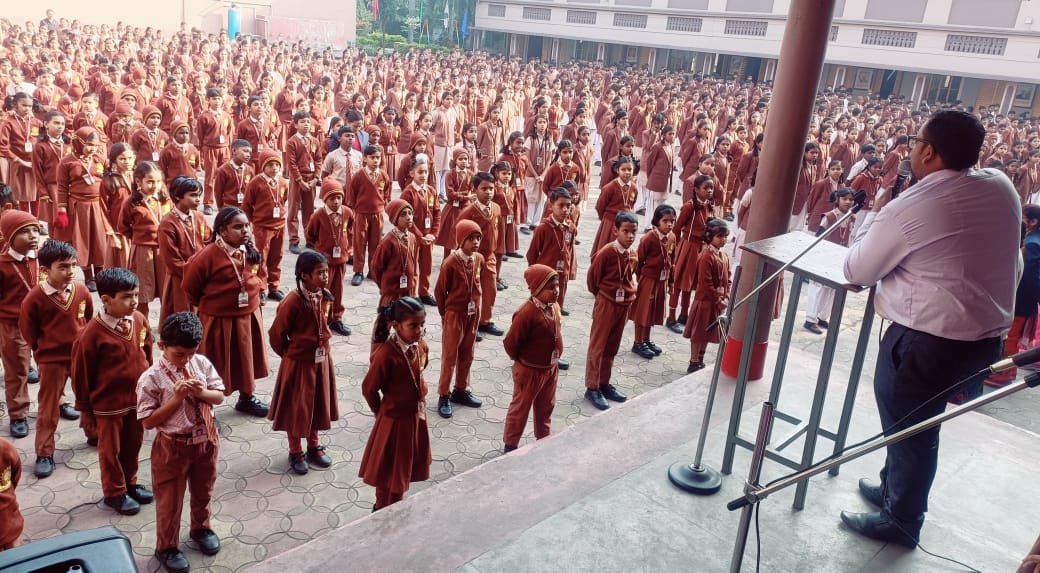 ज्ञान के साथ मानवीय मूल्यों से भी परिपूर्ण बनें विद्यार्थी : विवेक प्रधान