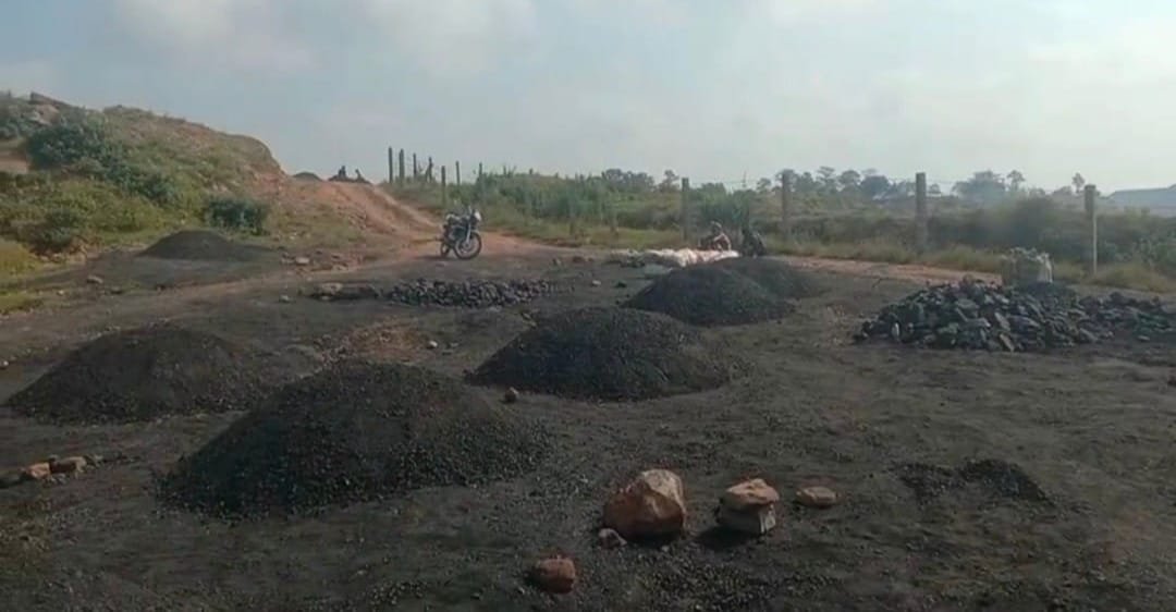 झारखंड के रामगढ़,हजारीबाग, बोकारो जिले से कोयले का अवैध खनन और कारोबार चरम पर