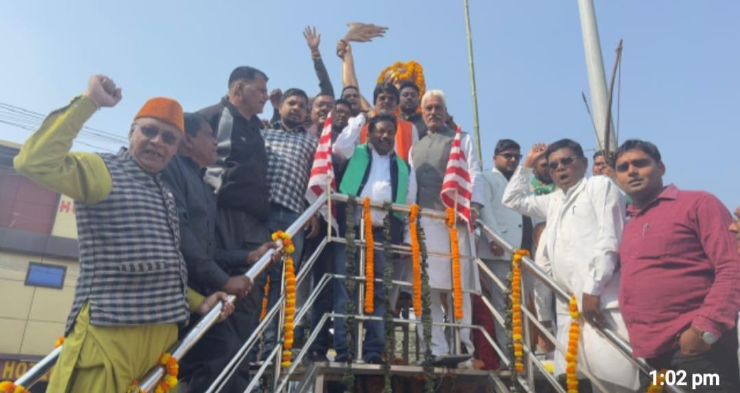 धरती आबा बिरसा मुंडा जयंती पर कांग्रेसियों ने किया याद