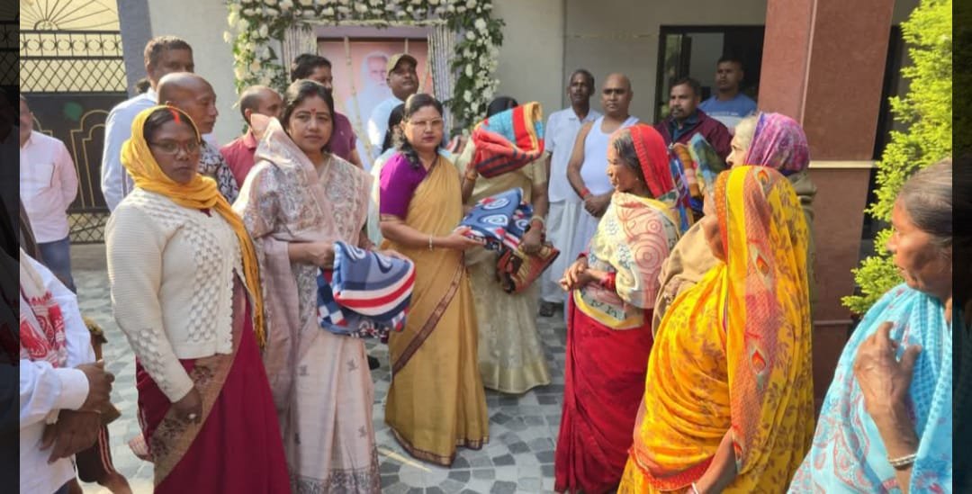 मुरुबंदा मे पीएचडी मंत्री योगेंद्र महतो के स्व पिता विश्वनाथ महतो की पहली पुण्यतिथि मनाई गई