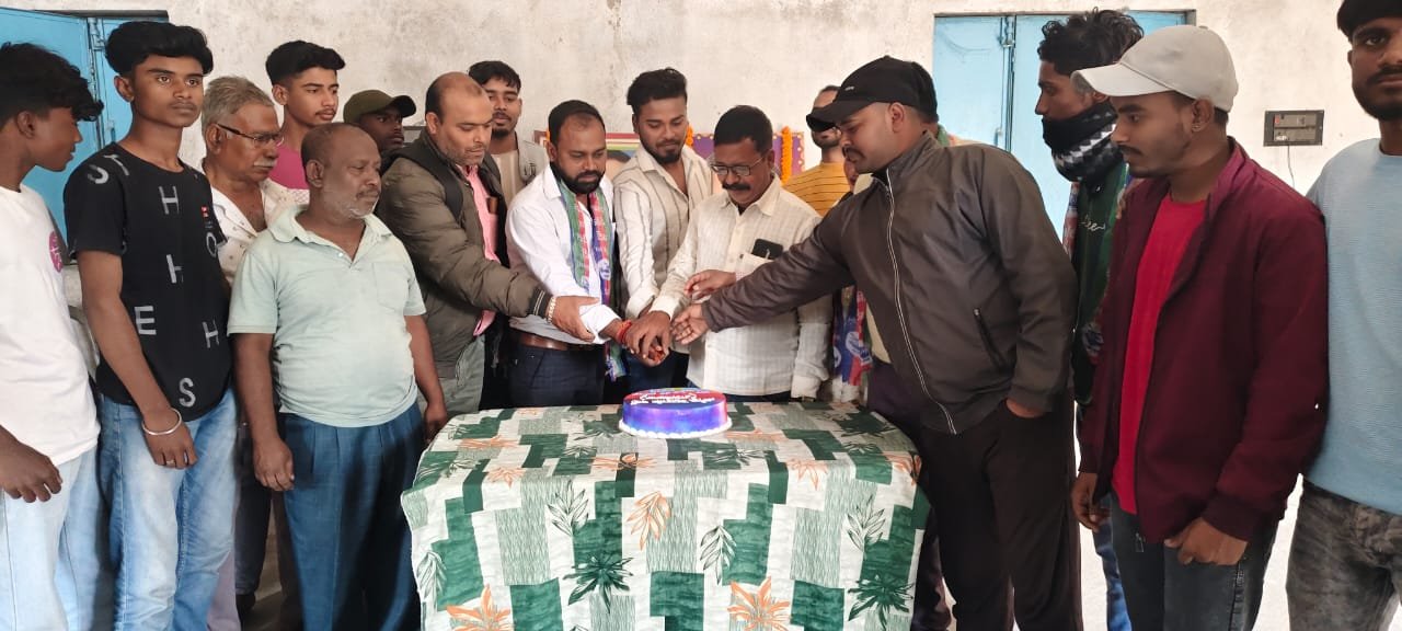 लोक जनशक्ति पार्टी का 25 वा स्थापना दिवस मनाया गया