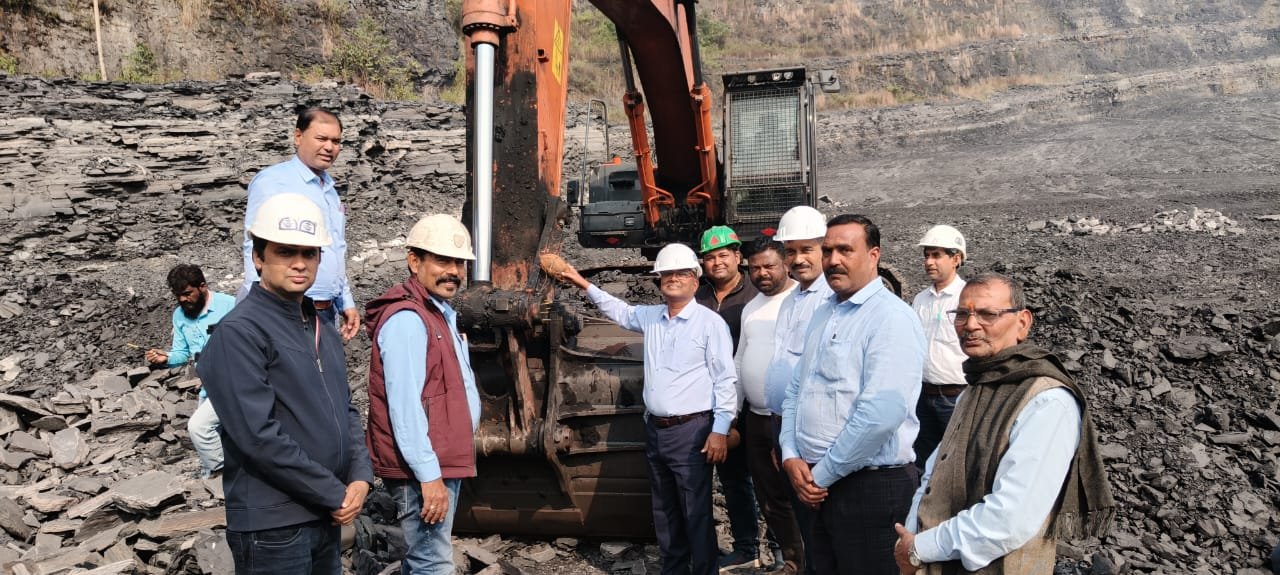 भुरकुंडा बलकूदरा आउटसोर्सिंग खदान दुबारा चालू