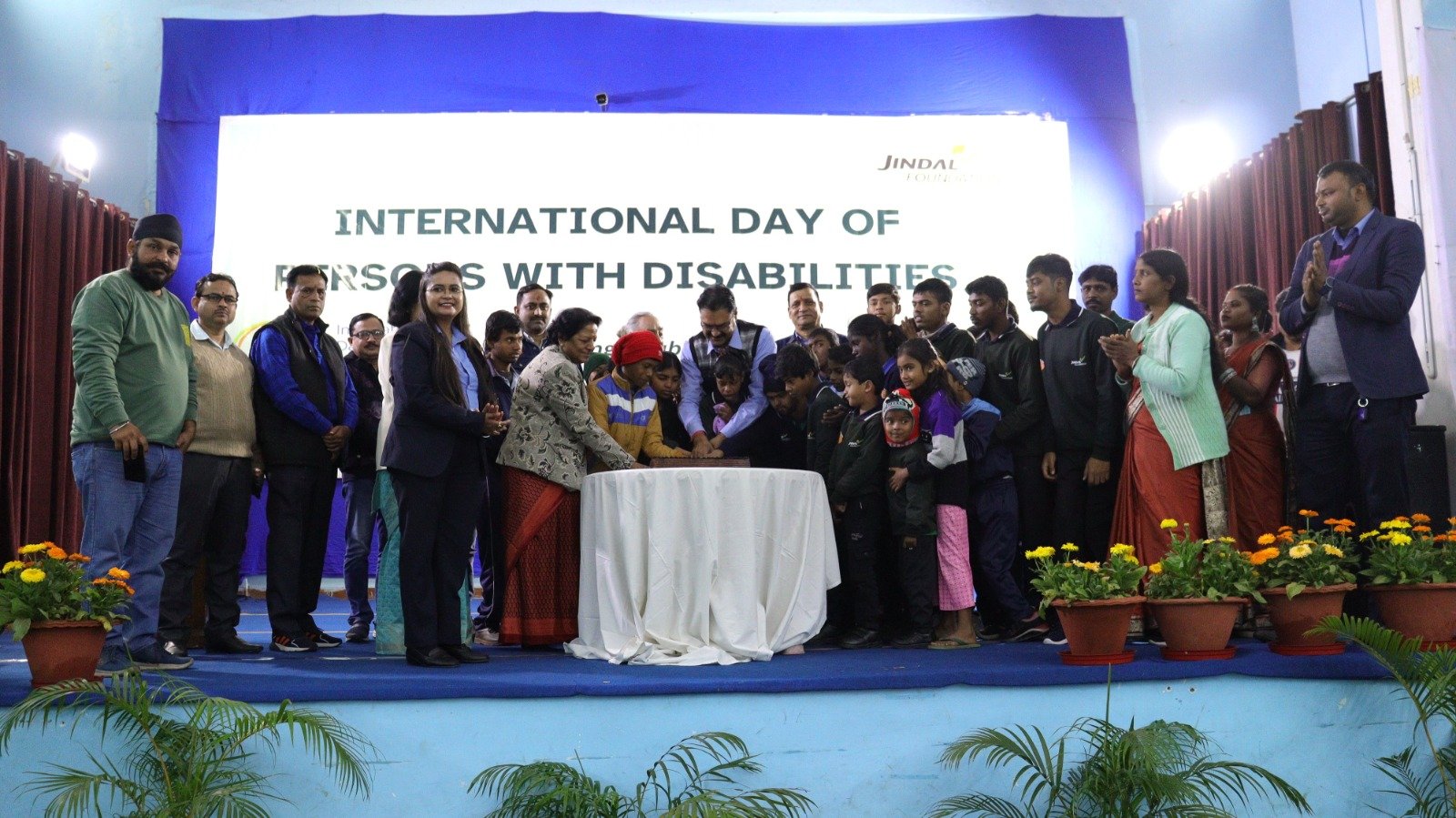 विश्व दिव्यांग दिवस पर जिंदल स्टील बलकुदरा में भव्य आयोजन