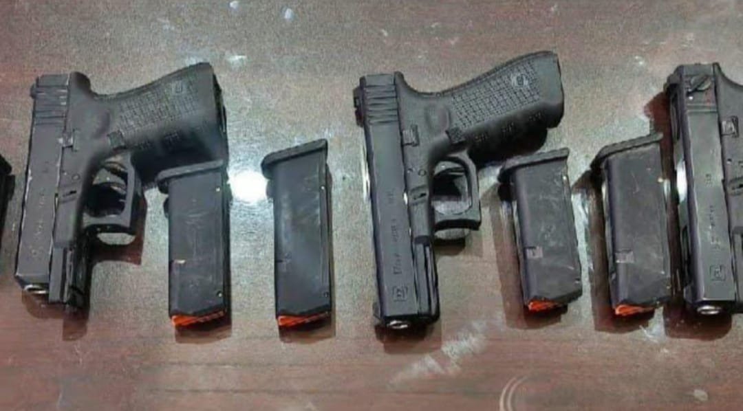 झारखंड पुलिस ने पाकिस्तान से मंगाए गए हथियारों का बड़ा कंसाइनमेंट पकड़ा