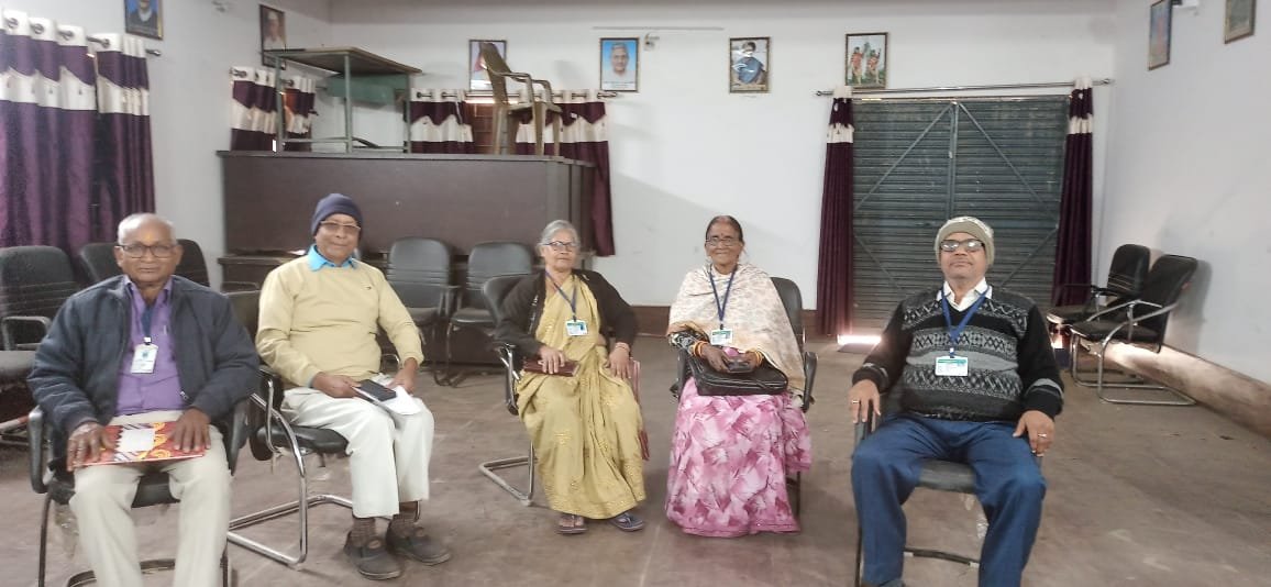 पतरातू में पेंशनर्स कल्याण समाज की हुई बैठक