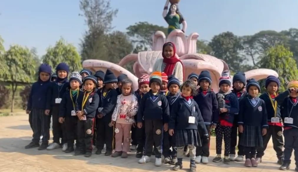 बालवाटिका के बच्चों ने ब्रिगेडियर पुरी पार्क का भ्रमण किया