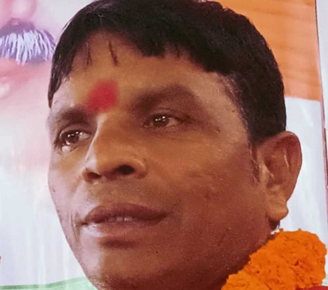 भाजपा बरलांगा मंडल के अध्यक्ष बने महेंद्र प्रसाद, लोगों ने दी बधाई