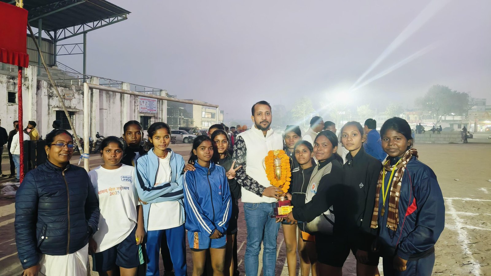 सांसद खेल महोत्सव के माध्यम से पूरे लोकसभा क्षेत्र में खेलों का बेहतर माहौल तैयार किया जा रहा है: राजीव जायसवाल