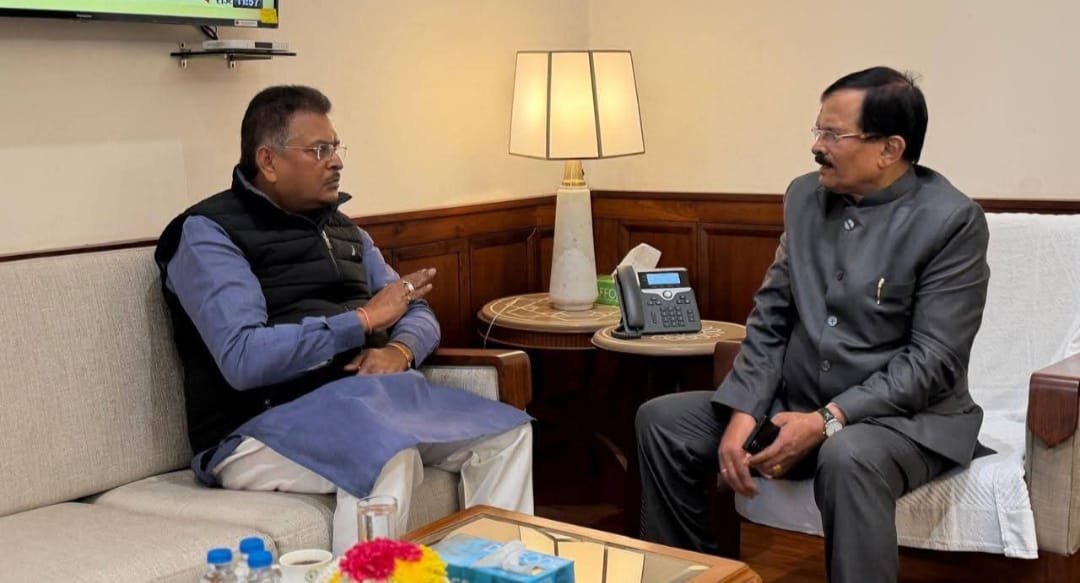 हजारीबाग के विस्थापितों को न्याय दिलाने के लिए सांसद ने केंद्रीय ऊर्जा राज्यमंत्री से की मुलाकात