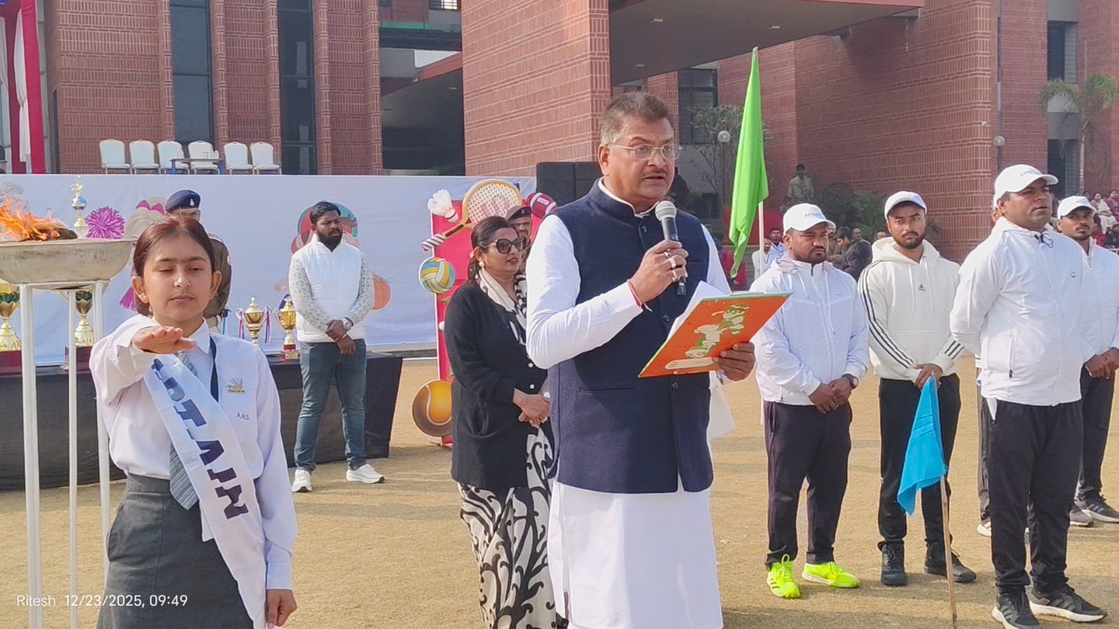 एंजेल्स हाई स्कूल में वार्षिक स्पोर्ट्स डे का भव्य आयोजन, सांसद ने खिलाड़ियों का बढ़ाया उत्साह