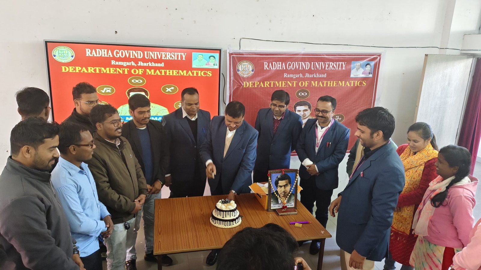 राधा गोविंद विश्वविद्यालय के गणित विभाग में राष्ट्रीय गणित दिवस का आयोजन