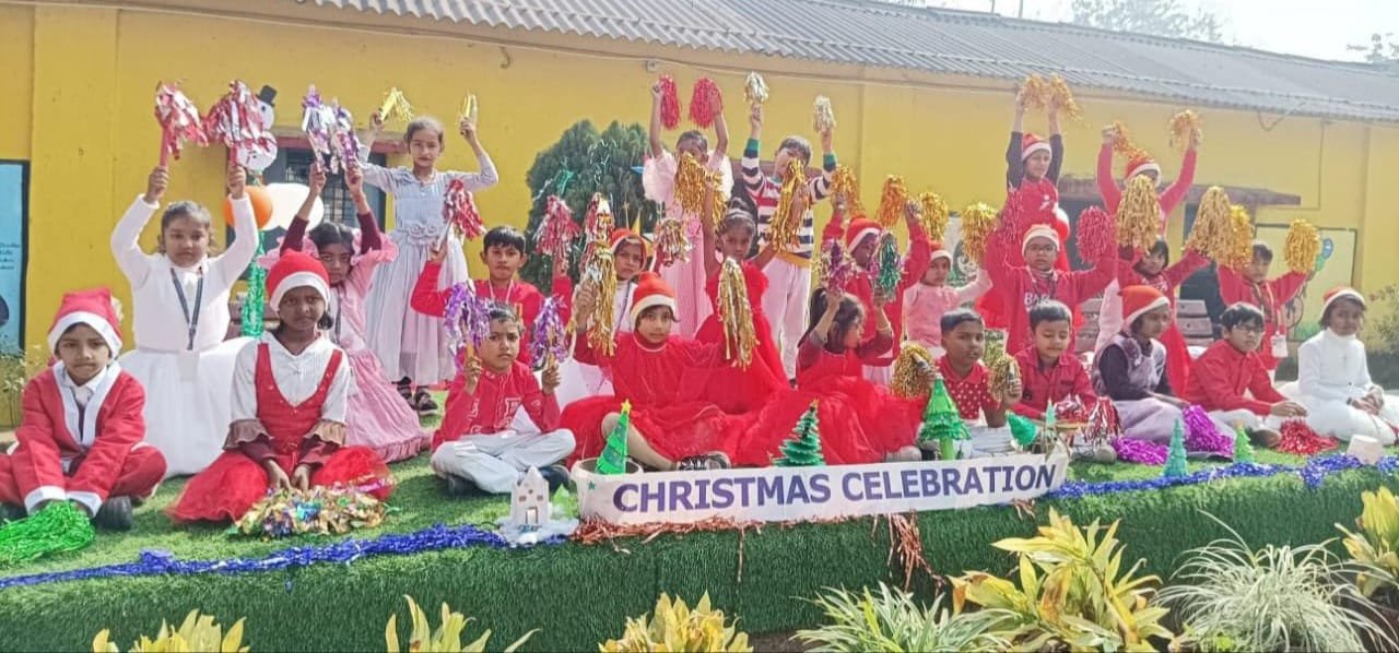 डीएवी विद्यालय रजरप्पा में क्रिसमस उत्सव की धूम