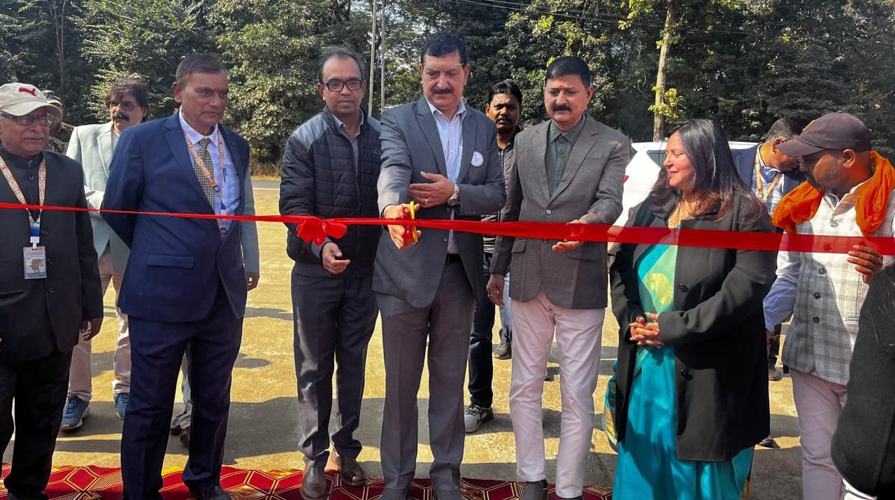 डी ए वी पब्लिक स्कूल पतरातू में अभिव्यक्ति विज्ञान प्रदर्शनी का भव्य आयोजन