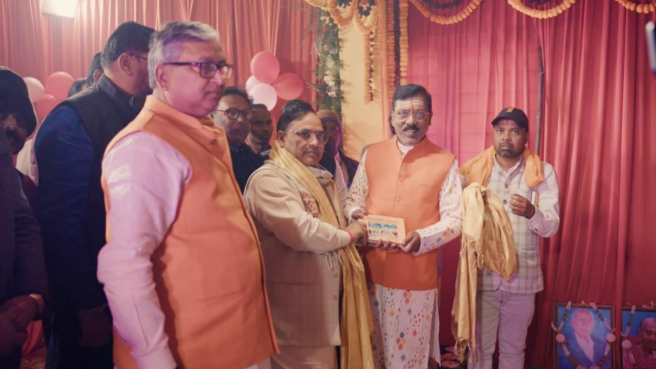 श्रीमद् भागवत महापुराण ज्ञान यज्ञ सप्ताह के छठे दिन रुक्मिणी कृष्ण विवाहोत्सव में झूमे श्रद्धालु