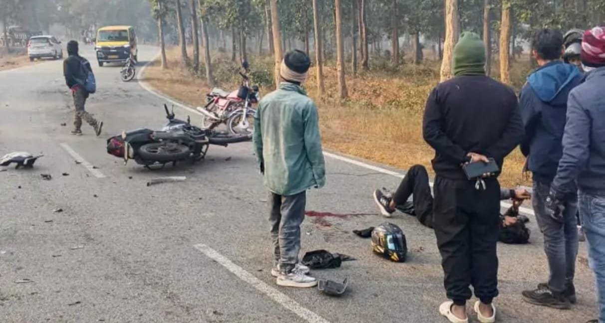 पतरातू में सड़क दुर्घटना, सीसीएल कर्मी की मौत, पुत्र घायल