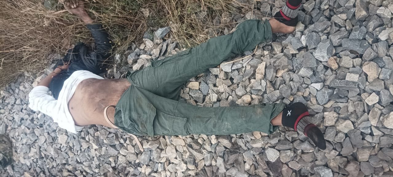 छापर रेलवे ट्रैक पर युवक का मिला शव, हत्या की आशंका