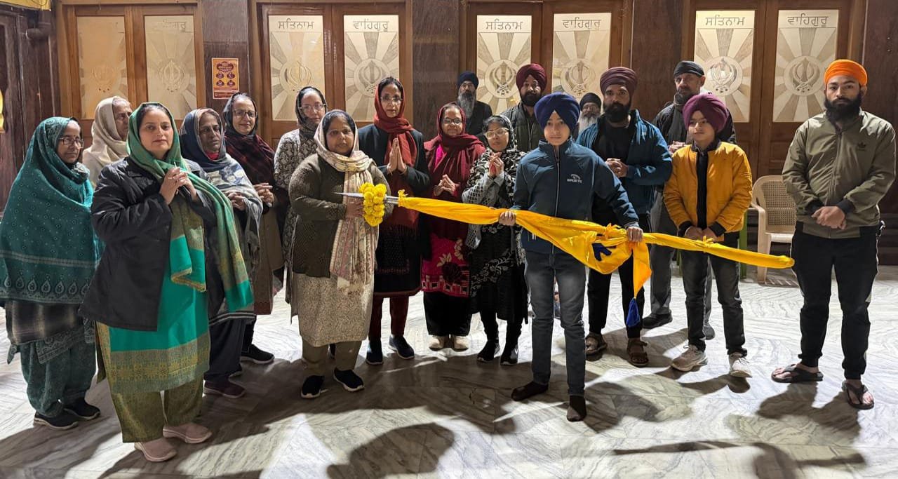 साहिब श्री गुरु गोविंद सिंह जी के प्रकाश उत्सव को लेकर निकाली गई प्रभात फेरी