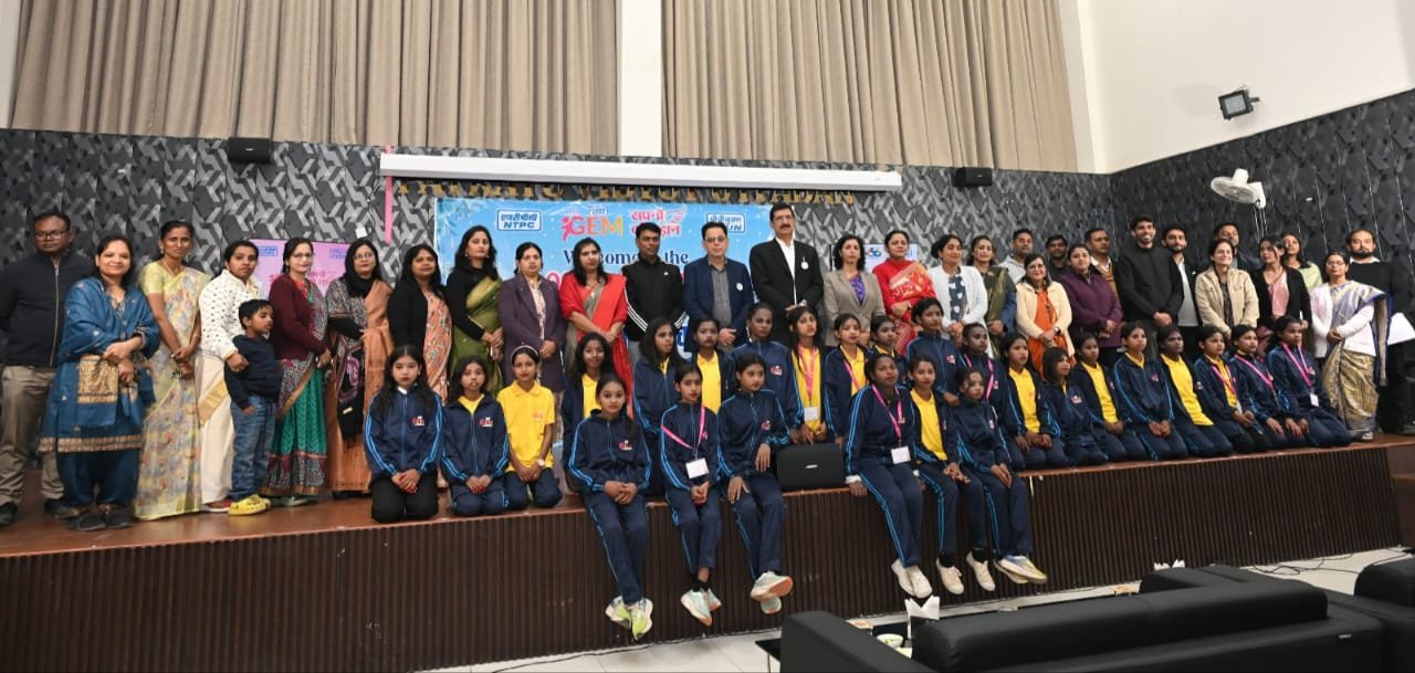 पीवीयूएनएल में गर्ल्स एम्पावरमेंट मिशन विंटर वर्कशॉप का समापन
