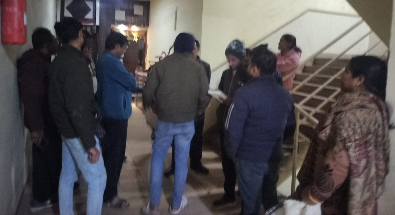 रामगढ़ शहर के पंचवटी अपार्टमेंट में एक और बड़ी चोरी का खुलासा