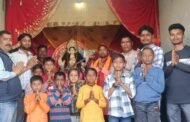 पतरातू और आसपास के क्षेत्र के विभिन्न स्कूलों और मोहल्ले में मां शारदे की हुई विधि विधान से पूजा