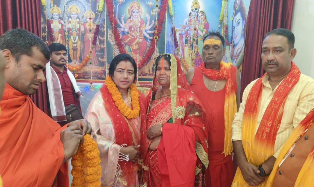 मां तारा मंदिर निर्माण एवं प्राण प्रतिष्ठा को लेकर निकाली गई शोभायात्रा