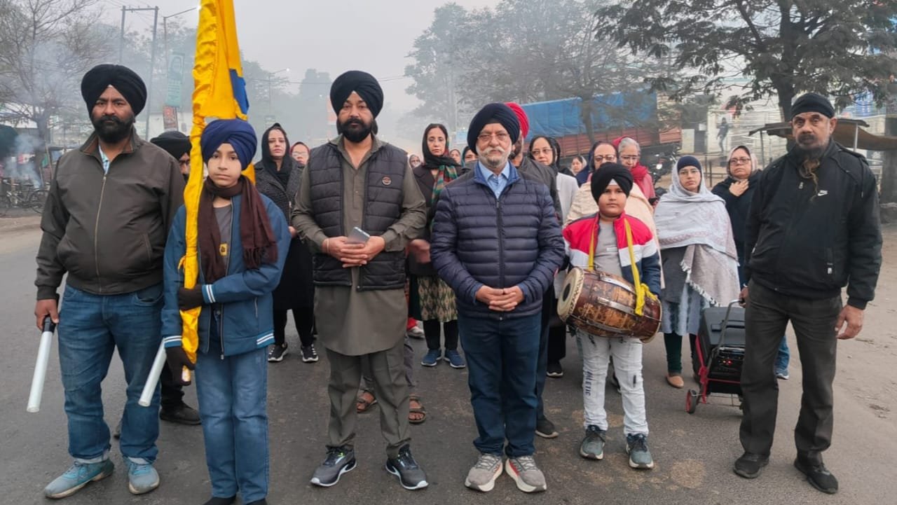 साहिब श्री गुरु गोविंद सिंह जी के प्रकाश उत्सव को लेकर चौथे दिन निकाली गई प्रभात फेरी
