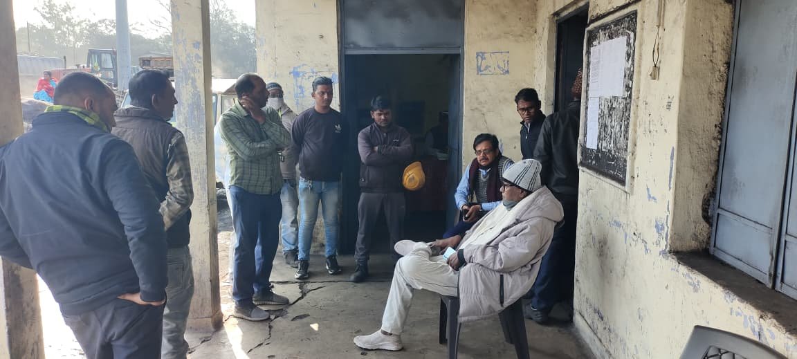 72 घंटे के अंदर अगर वेतन पे वार्ता नहीं तो बंद होगा कोल सैंपलिंग का काम :सतीश सिंहा