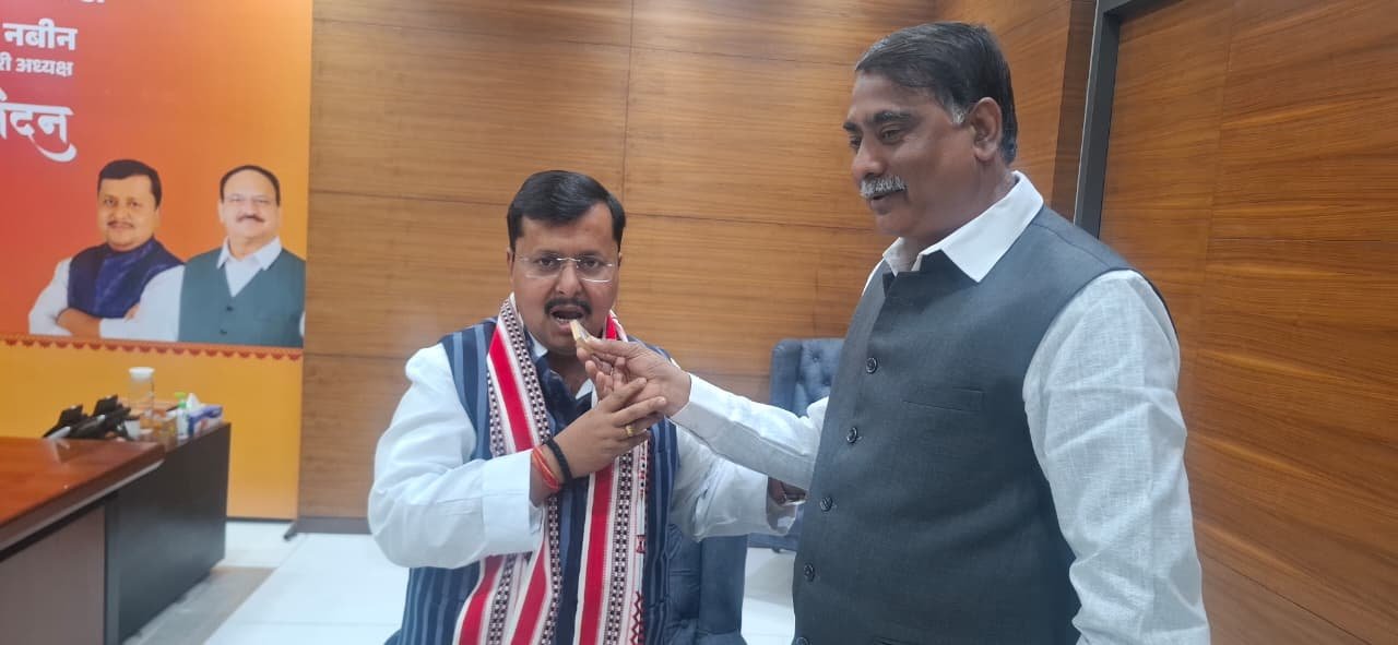 भाजपा के राष्ट्रीय कार्यकारी अध्यक्ष से मिले अभिमन्यु