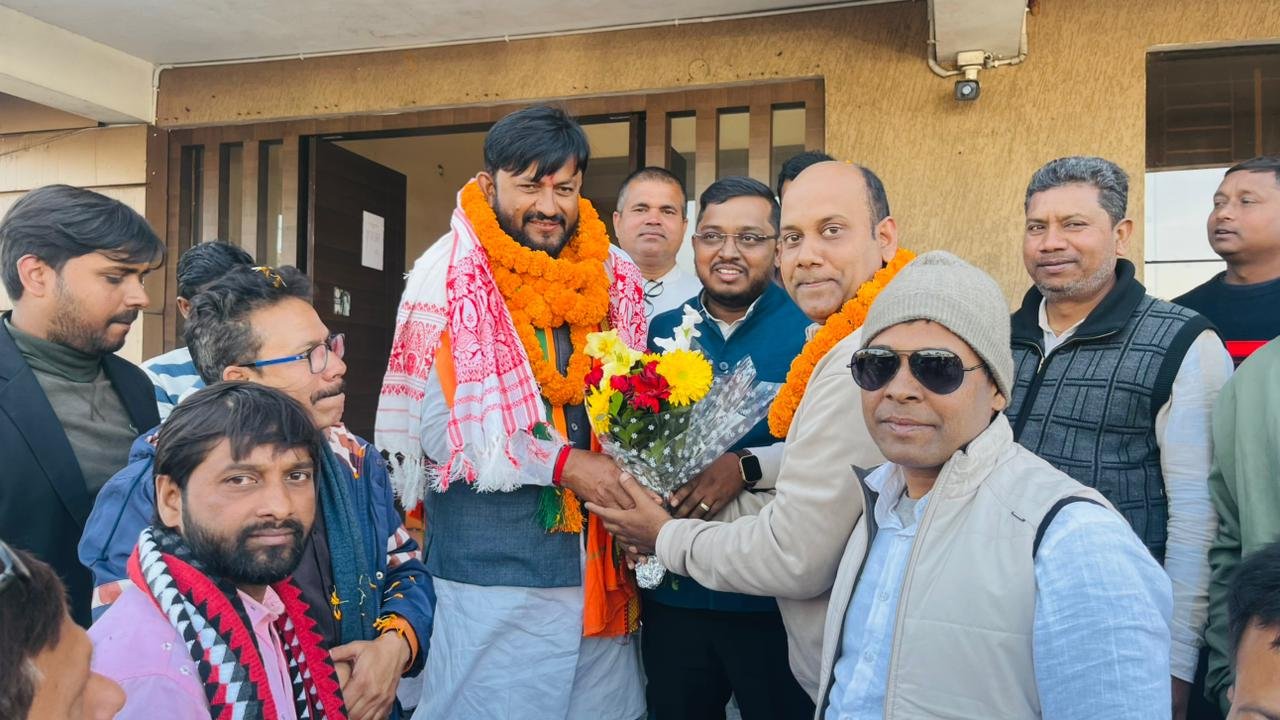 भाजपा रामगढ़ कैंट मंडल ने नवनिर्वाचित जिला अध्यक्ष को बधाई दी