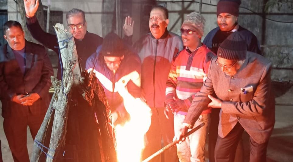 पंजाबी हिन्दू बिरादरी ने हर्षोल्लास के साथ मनाया सांझी लोहड़ी