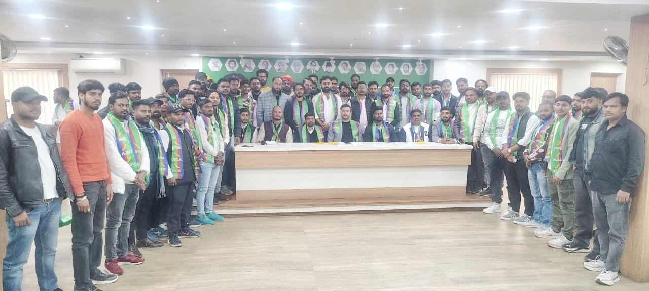 आजसू के रांची में आयोजित राज्य स्तरीय संयोजक मंडली में शामिल हुए रामगढ़ के कई नेता कार्यकर्ता