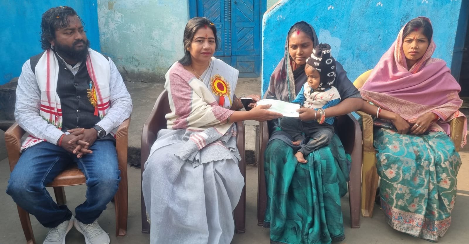 गंभीर बीमारी से पीड़ित बच्चे को मुख्यमंत्री राहत कोष से मिला 50000 रुपए की सहायता राशि