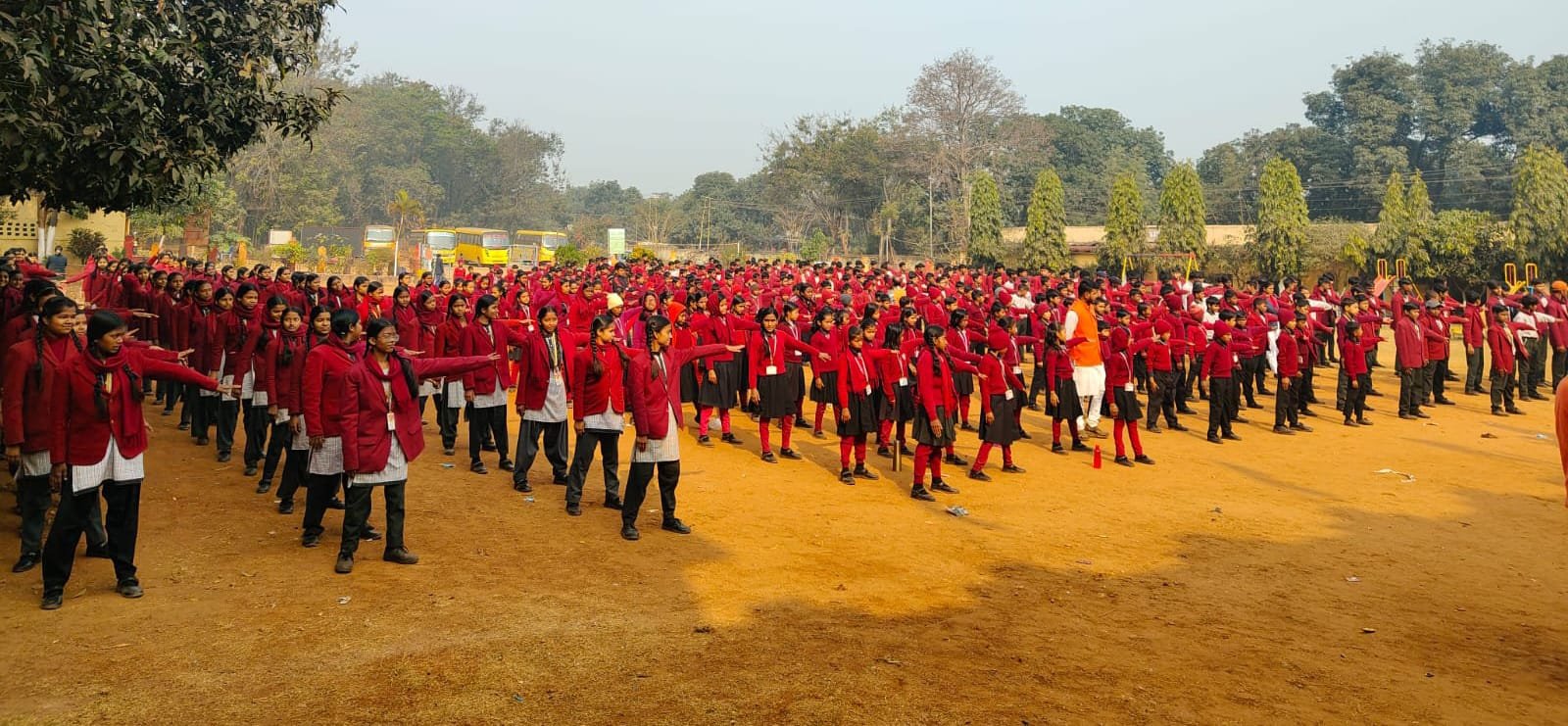 सरस्वती विद्या मंदिर रजरप्पा में गणतंत्र दिवस के पूर्व किया गया अभ्यास