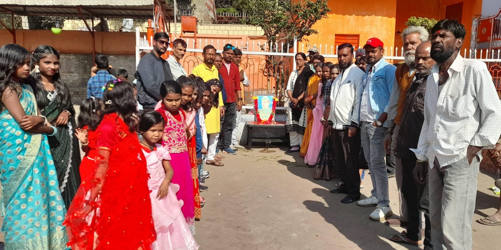 भुरकुंडा में नेताजी सुभाष चंद्र बोस की 129वीं जयंती धूमधाम से मनाई गई