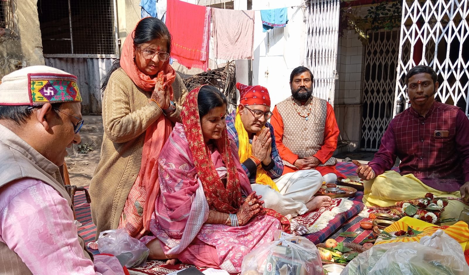 माता वैष्णों देवी मंदिर के 35 वें वार्षिकोत्सव पर हो रहे धार्मिक अनुष्ठान