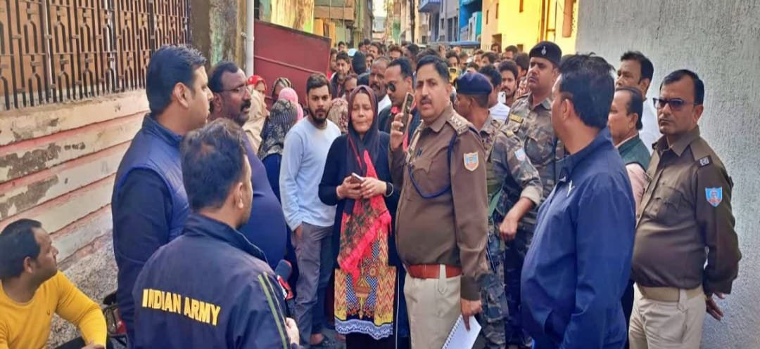 अवैध संबंध का विरोध करने पर हत्या,पति ने पत्नी को मारी गोली