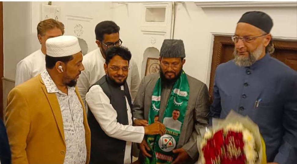 पाकुड़ के पूर्व विधायक अकील अख्तर AIMIM में शामिल