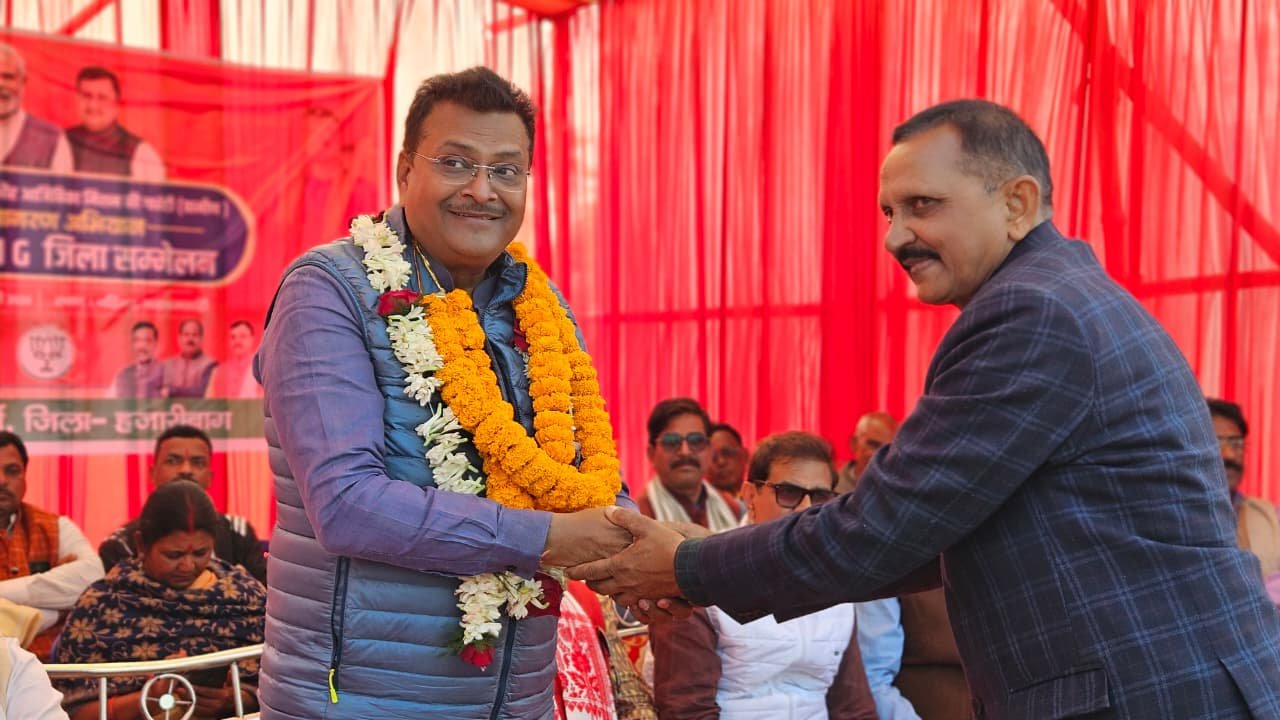 VB-GRAM-G जिला सम्मेलन में सांसद मनीष जायसवाल हुए शामिल