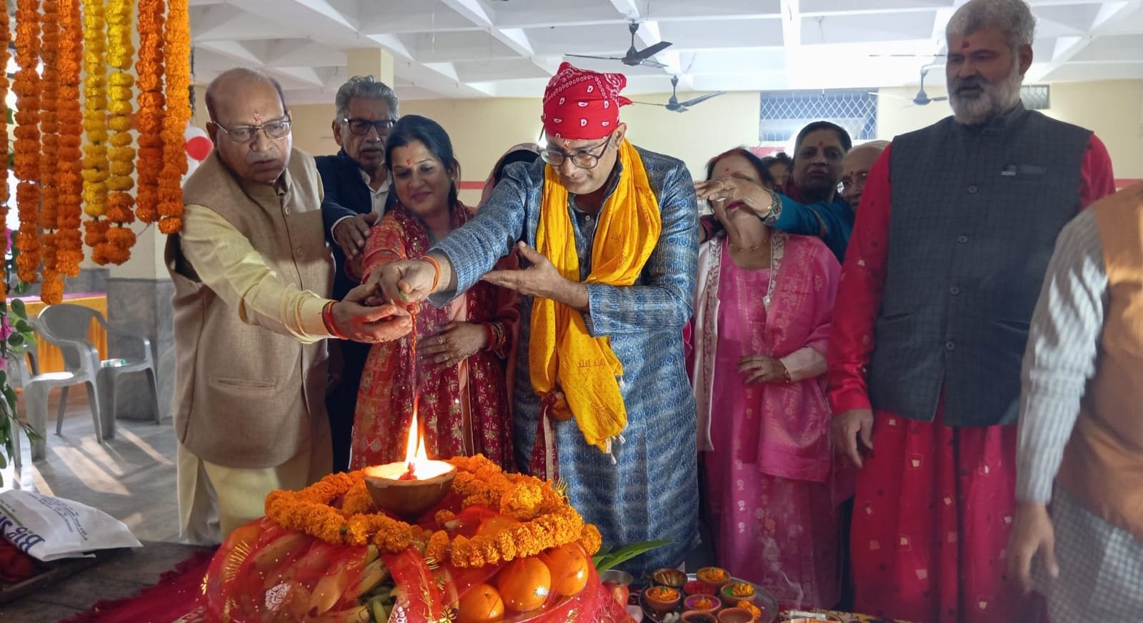 माता वैष्णों देवी मंदिर में सजी माता की चौकी, भक्ति गीतों से झूमे श्रद्धालु