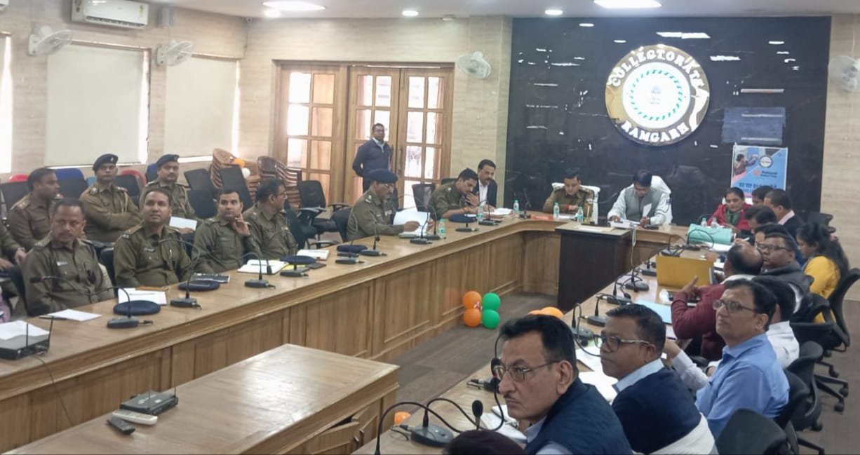 जिला स्तरीय खनन टास्क फोर्स की बैठक